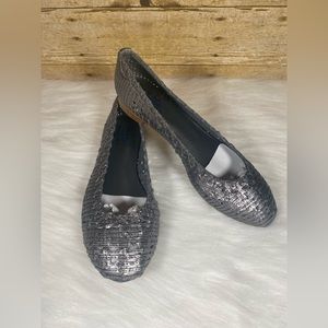Life Stride Jessie Flats Velocity Memory Foam Size 9M Metallic Silver Gray New